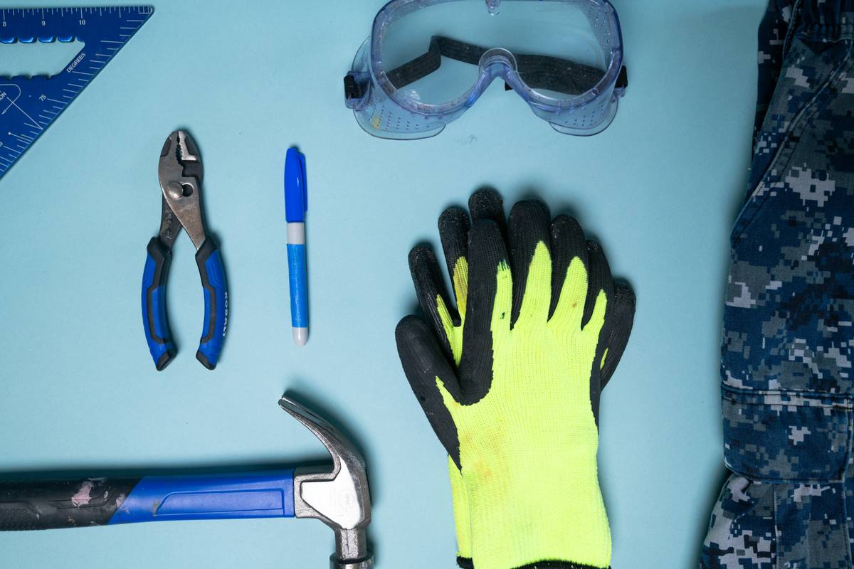 Side-by-side comparison showing are dust masks effective against reusable cloth masks with PM2.5 filters